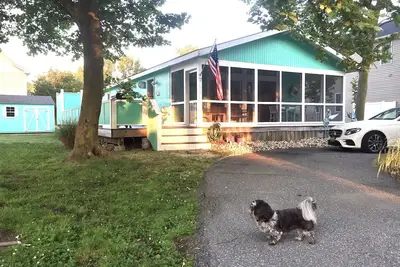 Image de Cottage confortable dans une communauté familiale avec utilisation de piscines et de courts de tennis