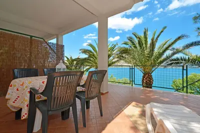 Image de Katarina 1 appartement pour 4 + 1 personnes, 2 chambres et à seulement 20m de la plage