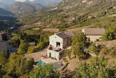 Image de Villa Avec Piscine, Calme Absolu Et Vue Exceptionnelle