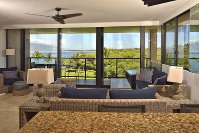 Image de Luxury Oceanfront 2 Bedroom 2 Bath Penthouse