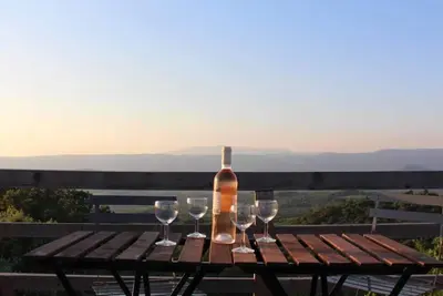 Image de Magnifique maison en pierre, piscine chauffée, vue sur la vallée du Luberon
