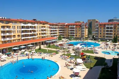 Image de Studio \"Happy\" dans le complexe \"Royal Sun\" sur la magnifique côte de la mer Noire