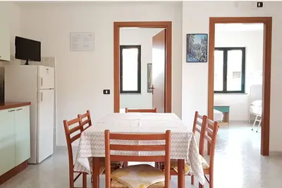 Image de Confortable appartement à 100 mètres de la mer avec plage privée