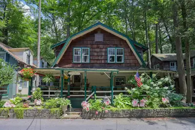 Image de Nouvelle Liste! Le chalet Eliza Mae