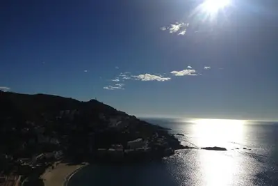 Image de Appartement sur 2 étages avec vue imprenable sur la mer depuis chaque chambre
