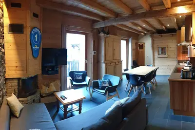 Image de Appartement de charme dans chalet au cœur des 3 Vallées