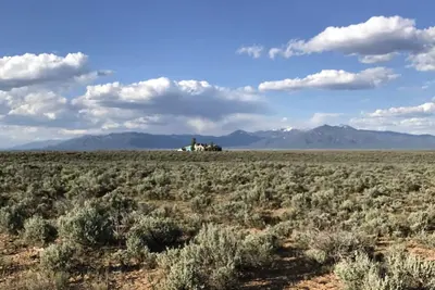 Image de La femme, le lapin et le ranch de la lune