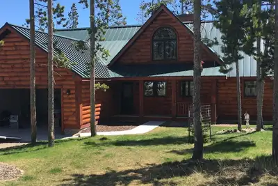 Image de Belle maison en bois rond au sommet de Wind River Mtns, réservez vos vacances d'été maintenant!