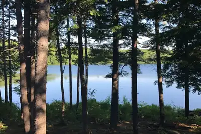 Image de Camp de lac luxueux! Près de Bar Harbor et du parc Acadia Nt'l
