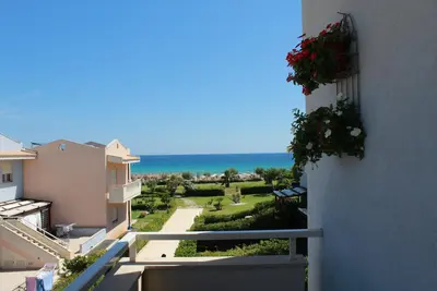 Image de maison de vacances avec une vue imprenable, idéal pour les familles avec enfants