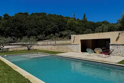 Image de Villa au coeur du Luberon avec vue époustouflante, piscine, calme et randonnée.