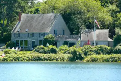 Image de Charmante maison au bord de l'eau à Chatham