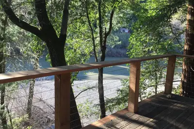 Image de Cabine mise à jour, à droite sur Russian River, vue imprenable et emplacement!