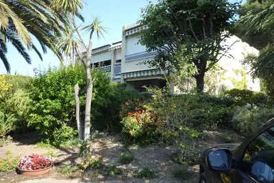 Image de Joli 2 pièces calme, à deux pas de la mer