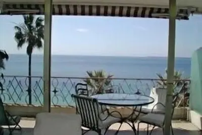 Image de Face à la plage, appartement avec terrasse et vue mer avec garage