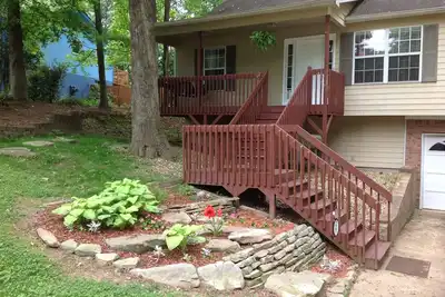 Image de studio privé dans maison de deux unités.