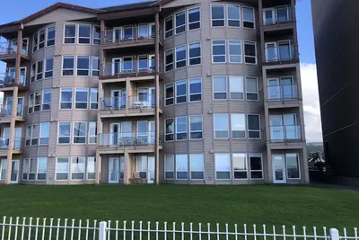 Image de N ° 402 - Condominiums en front de mer au 4ème étage