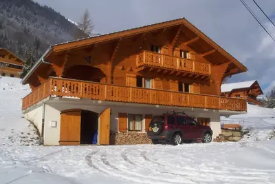 Image de Chalet indépendant spacieux et moderne près de Morzine