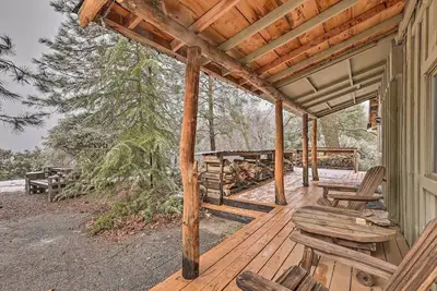 Image de Nouveau! Mise à jour de la maison près du parc national Kings Canyon!