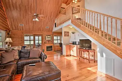 Image de Nouveau! Sebring 'Ranchero Log Cabin' sur 40 Acre Farm!