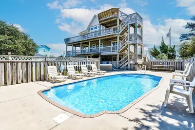 Image de Pointe Pélican | 50 m de la plage | Piscine privée, bain à remous