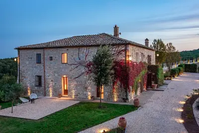 Image de Nouvelle Ouverture Villa exclusive près de Sienne avec spa, gymnase et piscine