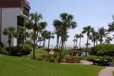 Image de Sortie au rez-de-chaussée de Pointe Santo