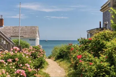 Image de Cottage privé et indépendant, à quelques pas de la plage de Provincetown