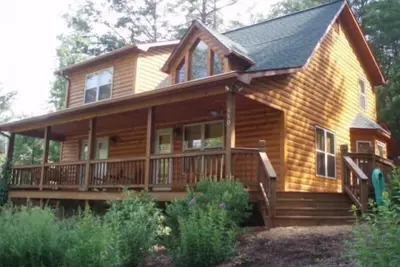 Image de Oso Suite - A Bear-y Nice Cabin - Hot Tub, Internet, Fire Pit, Views