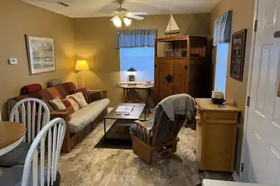 Image de Appartement indépendant sur 7 acres isolée avec un / porte de la vie privée de sécurité