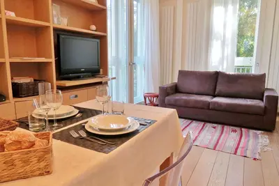 Image de Appartement lumineux et élégant dans le quartier Fiera de Milan