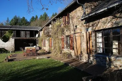 Image de 🚴 Pyrénées Gîte - Vues Imprenables sur les Montagnes, Piscine Jacuzzi