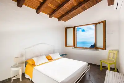 Superbe chalet avec vue sur la mer