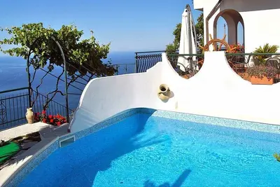 Image de Casa Lolita A: Un agréable appartement situé sur une colline.