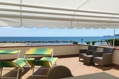 Image de Appartement de luxe Domus Hormiae sur la plage Sapphire