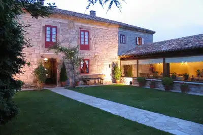 Image de Casa de Campoo jusqu'à 33 personnes