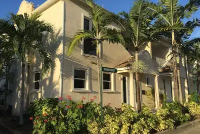 Image de Côte ouest, emplacement privilégié sur la plage, piscine, jardin, baie d'Alleynes, 3br, 3ba. . . Superbe