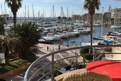 Image de Magnifique appartement T 4 au Coeur de Port Frejus (7 Personnes- 80sqm)
