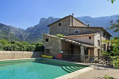 Soller ferme emplacement exclusif avec piscine privée, vignoble et vue sur la montagne