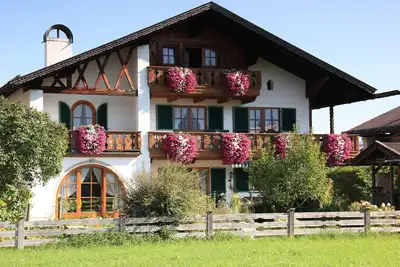 Image de intime 4 étoiles appartement avec balcon et vue panoramique sur de Karwendel