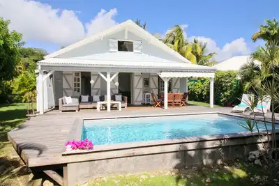 Image de La Petite Villa Guadeloupe, piscine privative et accès à la plage à pied