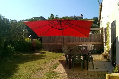 Image de Gîte Riparia, familial, proche de St Emilion, au coeur des vignes
