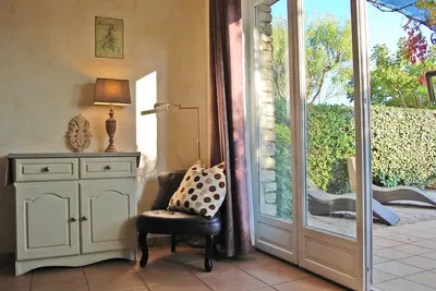 Image de Gîte \"cyprès du paradis\" dans Bastidon avec piscine à Gordes, Luberon