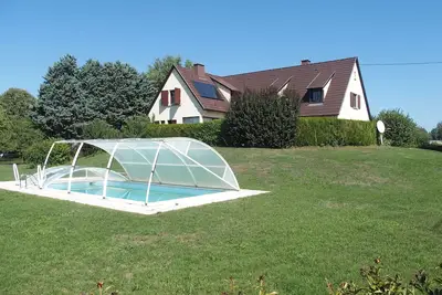 Image de Gite  classé 3* 250 m2, 20 a, piscine chauffée, jacuzzi, sauna, court pétanque