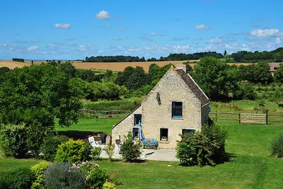 Image de La Petite Maison Dans La Prairie - Piscine Couverte/Chauffee D'Avril A Octobre