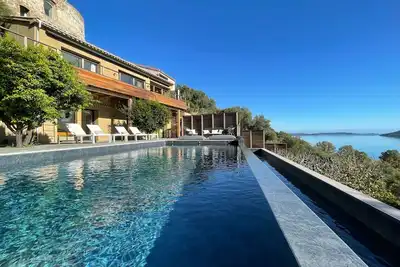 Image de Villa 8 Pers Coeur Ville Piscine Vue Imprenable  Porto Vecchio
