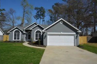 Image de Maison pratique à 10 minutes des maîtres