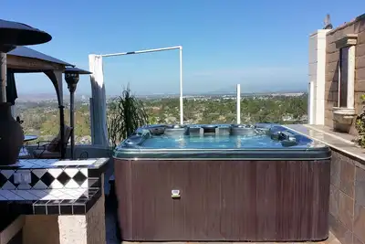 Image de Superbe vue panoramique Accueil avec jacuzzi et Parfait Sud Oc Localisation