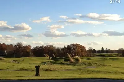 Image de Terrain de golf à la maison, belle vue près de Marina et de l'Académie!