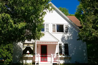 Image de Spacieuse Maison Sur 1. 5 Acres surplombant la baie Ephraim